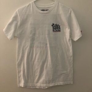 Vans “Off The Wall” tee PRICE ⬇️⬇️